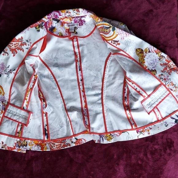 Jacket - Picture 3 of 5